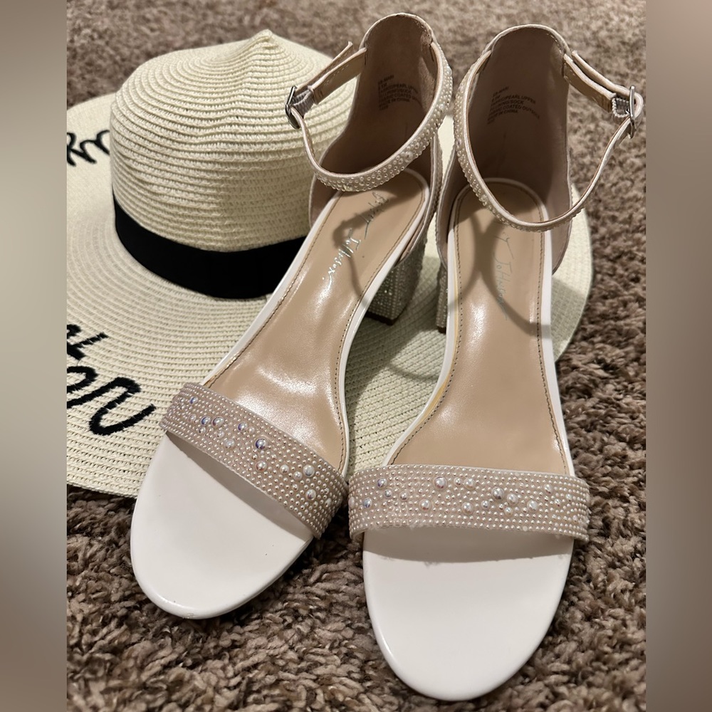 Betsy Johnson SB Mari Heeled Sandal